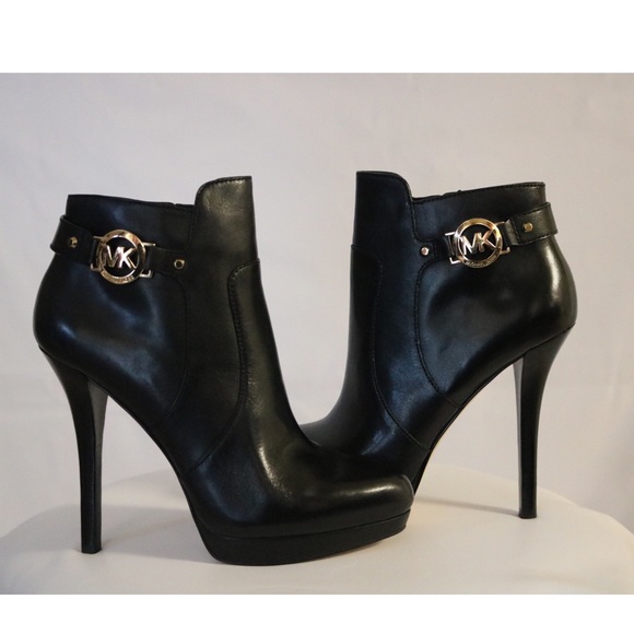 Michael Kors Shoes - MICHAEL KORS WYATT BOOTIES SZ. 10